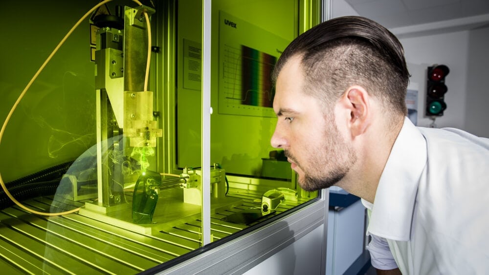 schutzbrille-laserschutz-testlabor-uvex-laservision.jpg